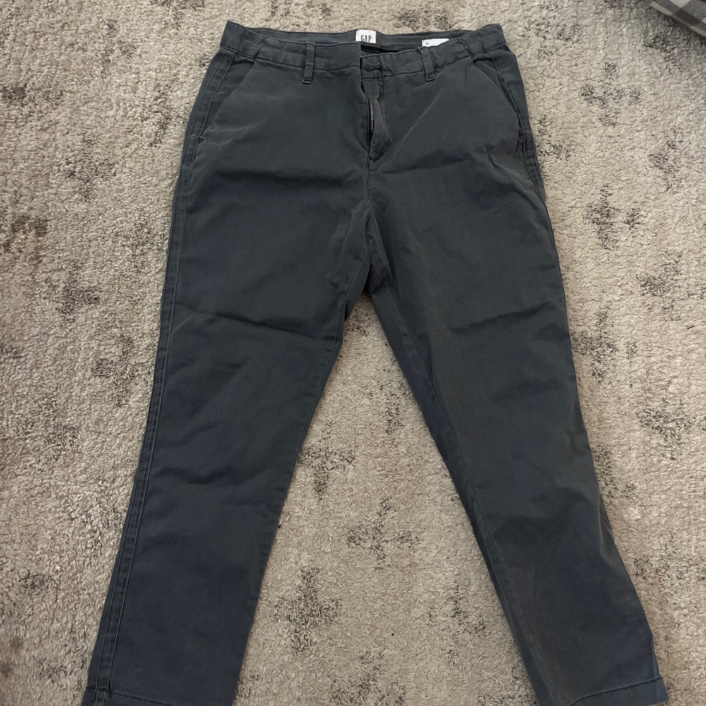 GAP Girlfriend Chino